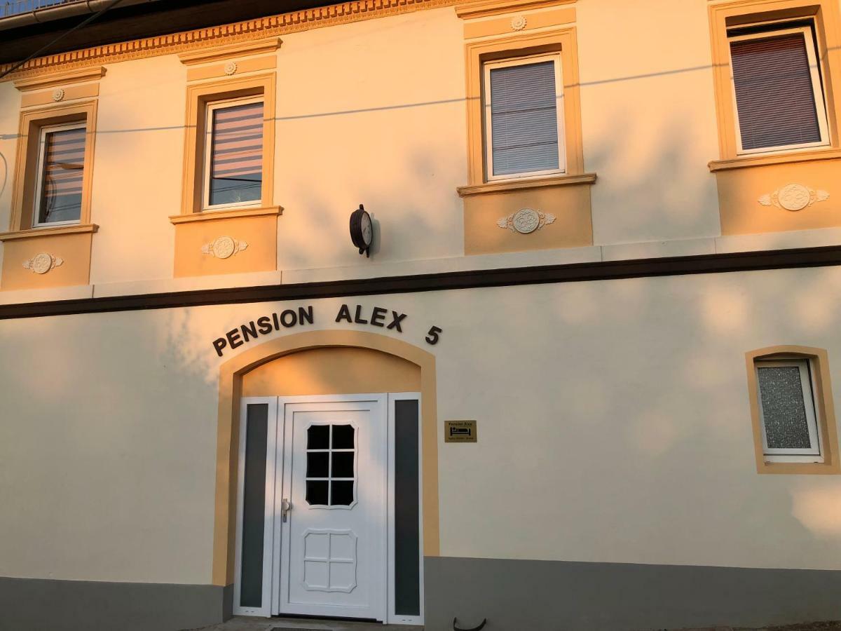Pension Alex Brahmenau エクステリア 写真